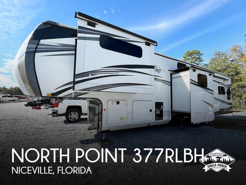 2021 Jayco North Point 377RLBH RV