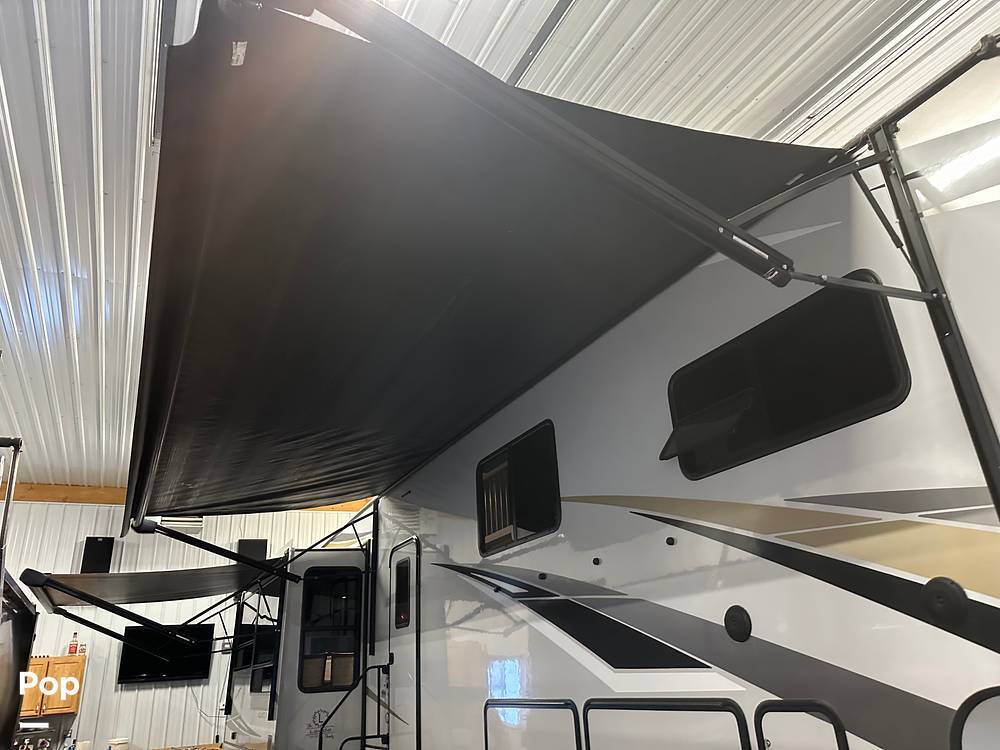2021 Alliance Rv Paradigm 390MP in susquehanna PA