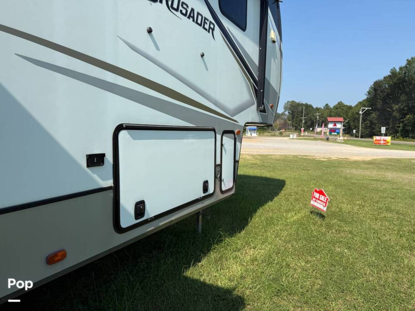 A photo of this 2022 Prime Time Crusader Lite 335RLP