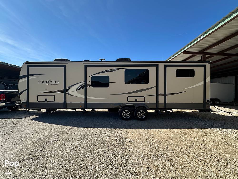 2020 Rockwood Signature 8327SB in new braunfels TX
