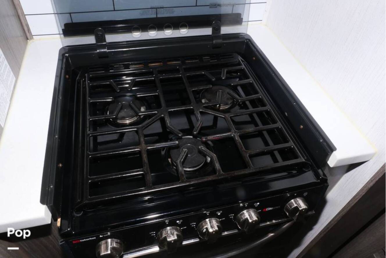 A photo of this 2021 Heartland ElkRidge 38RSRT