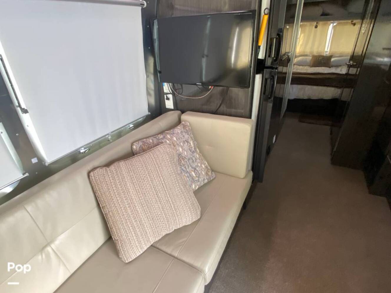 A photo of this 2014 Airstream International Serenity 27FB