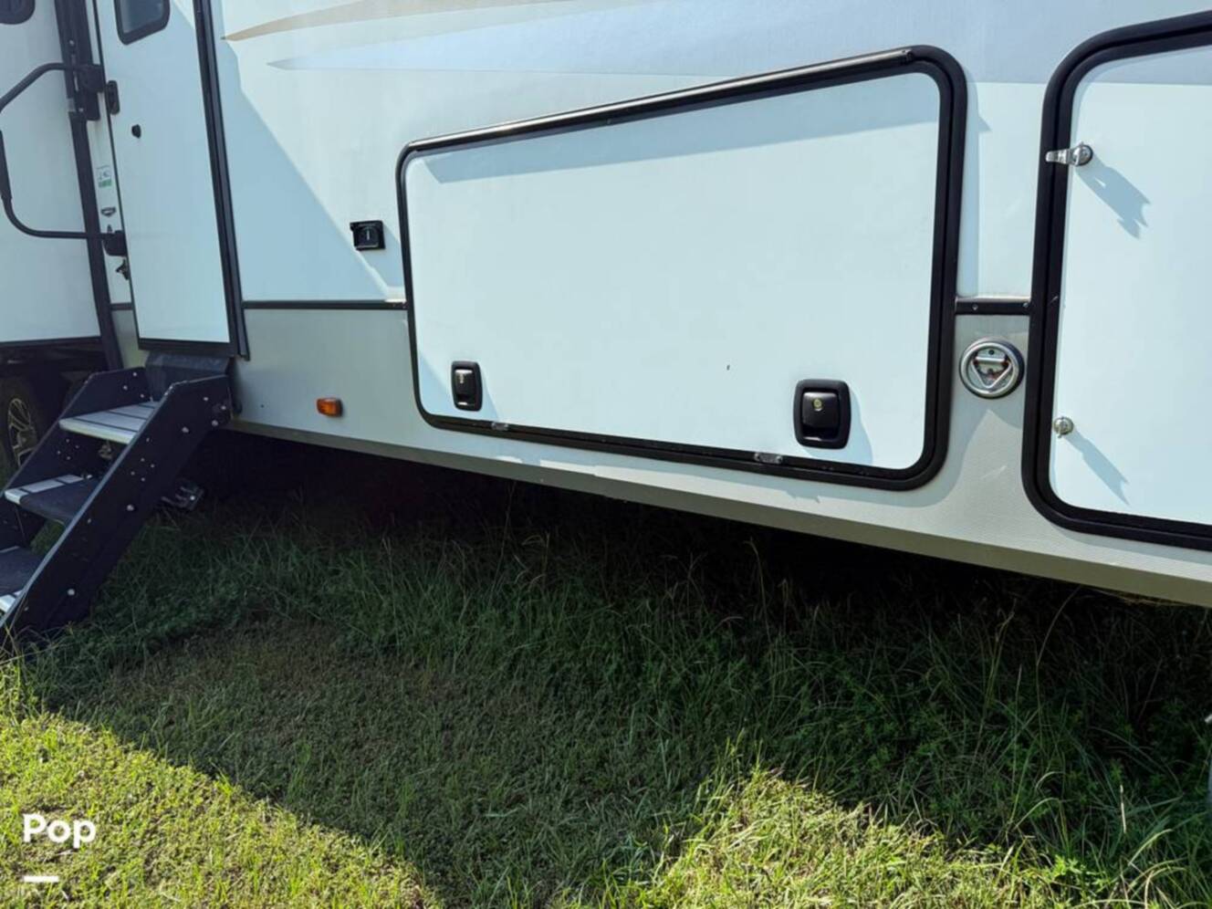 A photo of this 2022 Prime Time Crusader Lite 335RLP