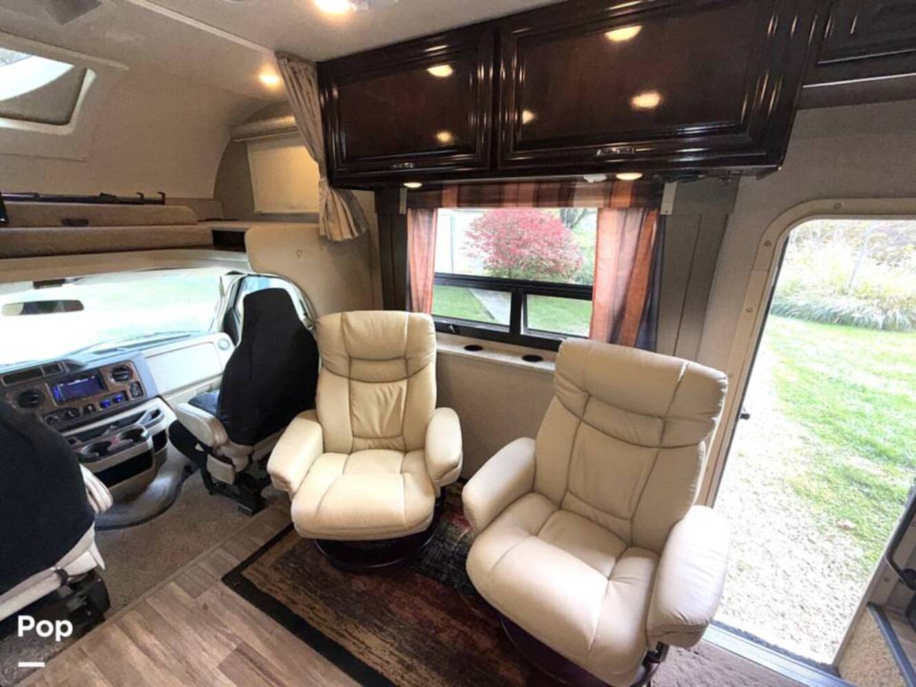 A photo of this 2017 Thor Motor Coach Quantum WS31