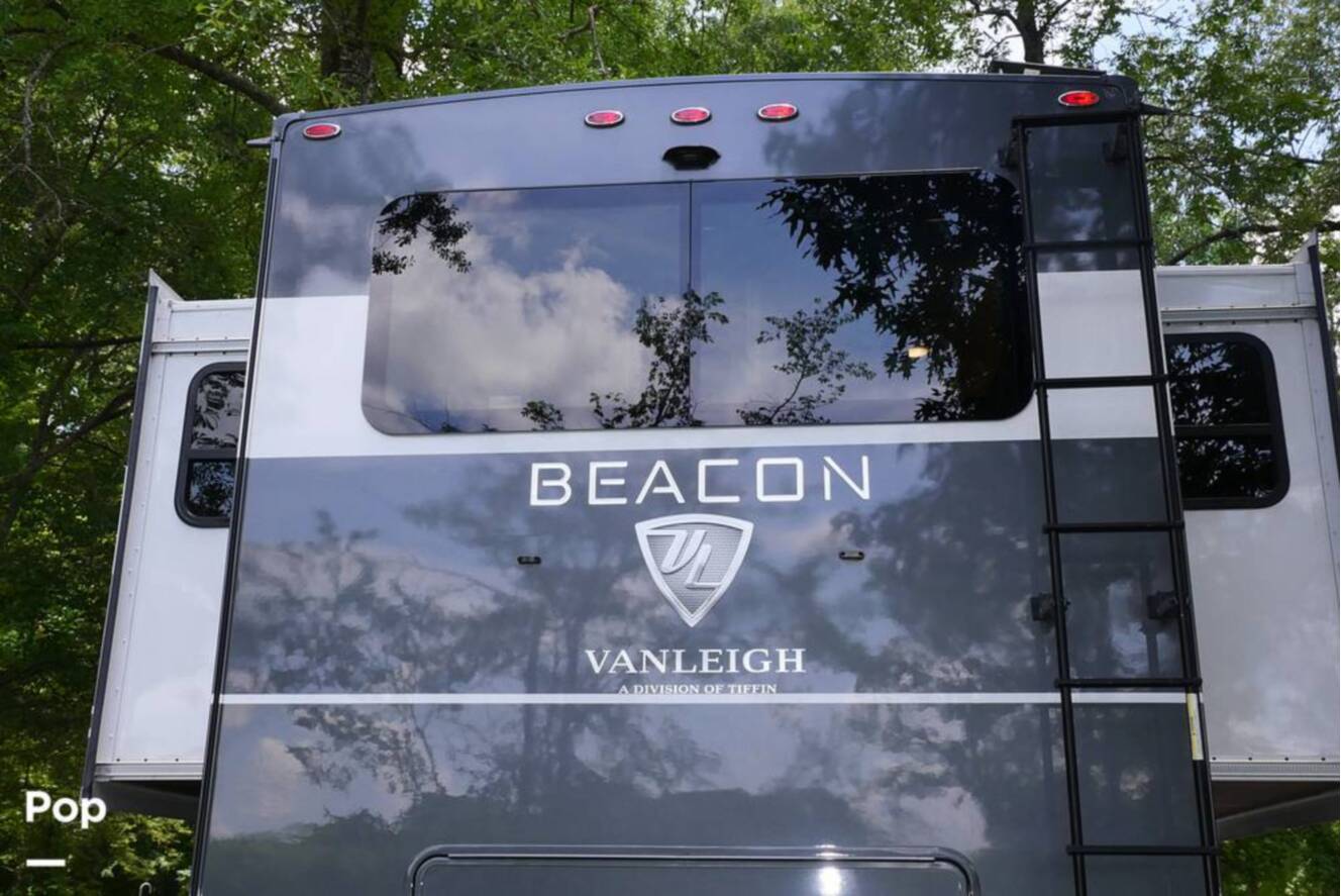 A photo of this 2022 Vanleigh Rv Beacon 42RDB