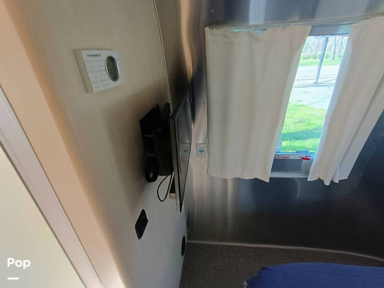 A photo of this 2023 Airstream Flying Cloud 25FB