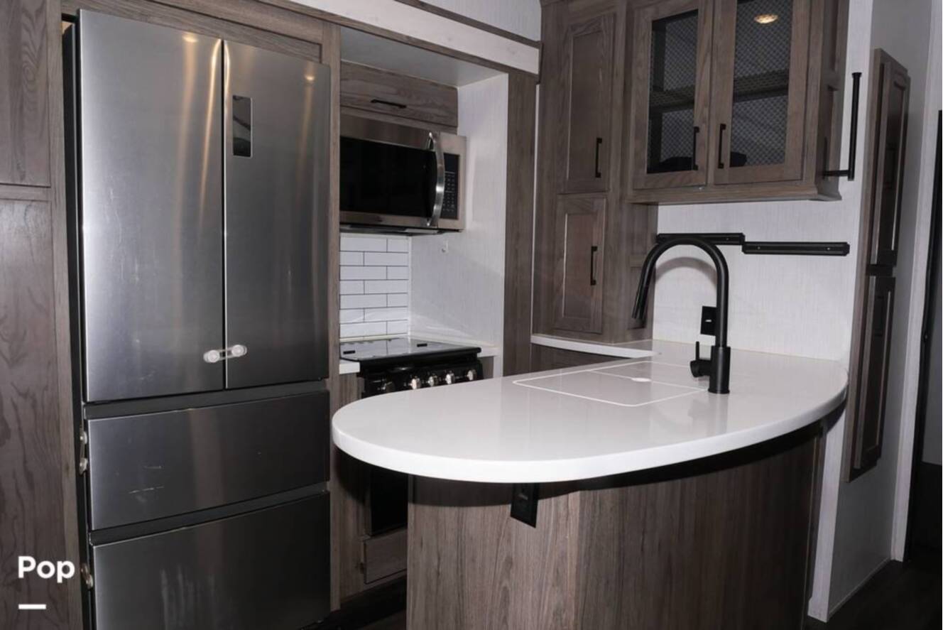 A photo of this 2021 Heartland ElkRidge 38RSRT