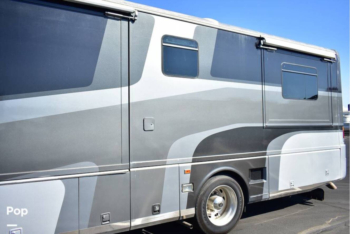 A photo of this 2006 Airstream Land Yacht A37
