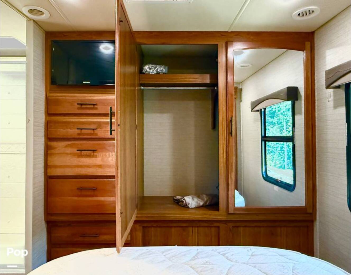 A photo of this 2017 Jayco Greyhawk 29MV