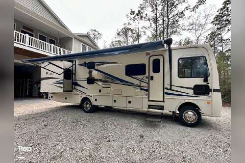 2017 Fleetwood Flair 31B in southport NC