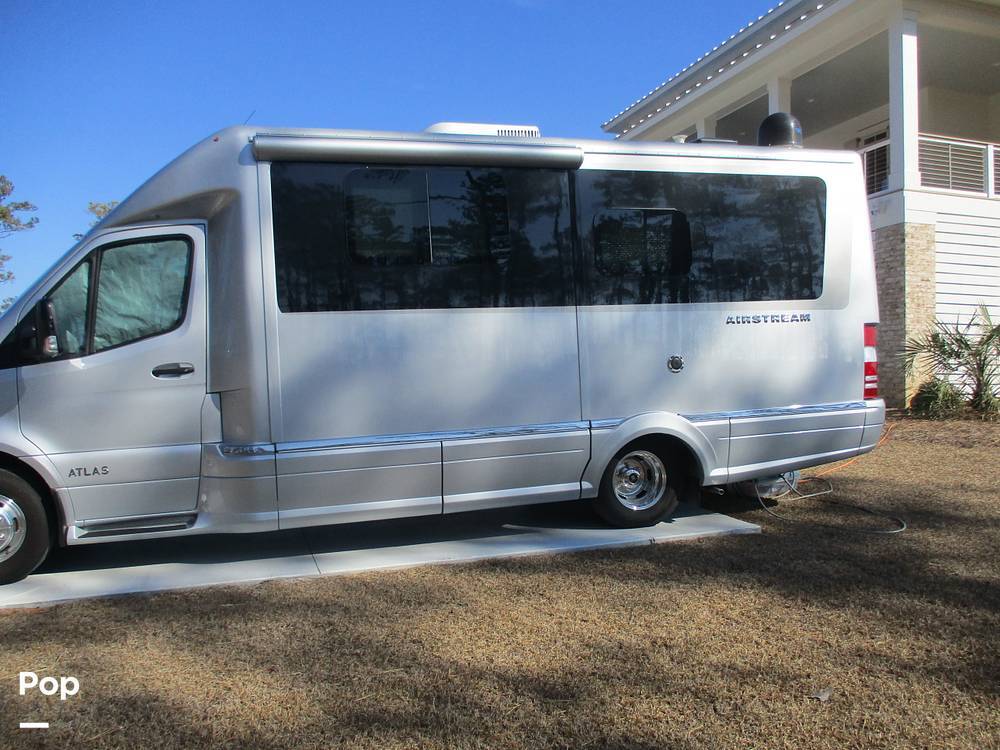 2020 Airstream Atlas Murphy Suite in oriental NC