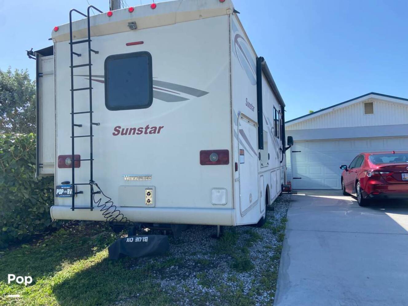 A photo of this 2017 Winnebago Sunstar 29VE