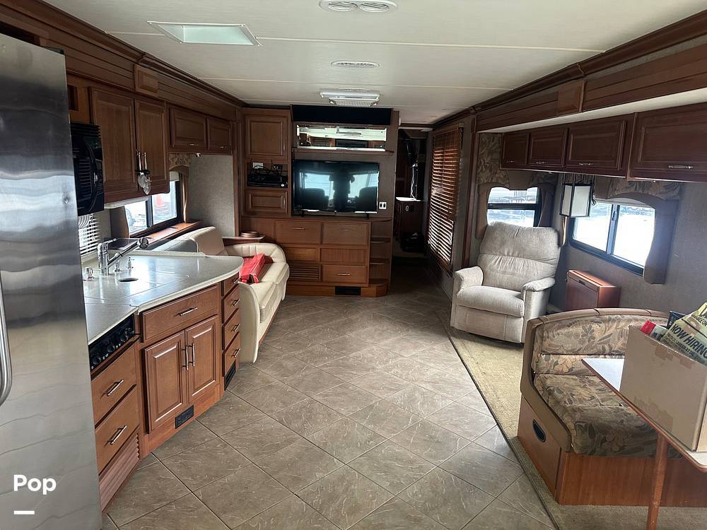 2010 Fleetwood Discovery 40X in hillsboro OH