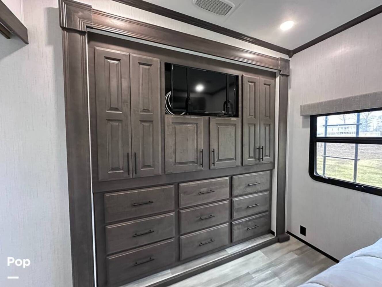 A photo of this 2021 Heartland Bighorn 3995FK