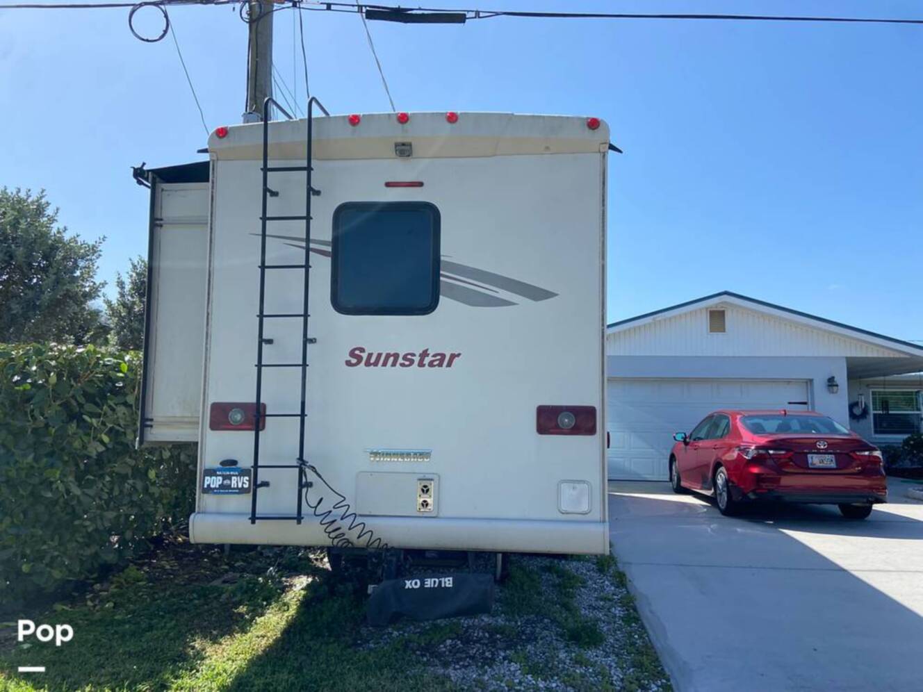 A photo of this 2017 Winnebago Sunstar 29VE