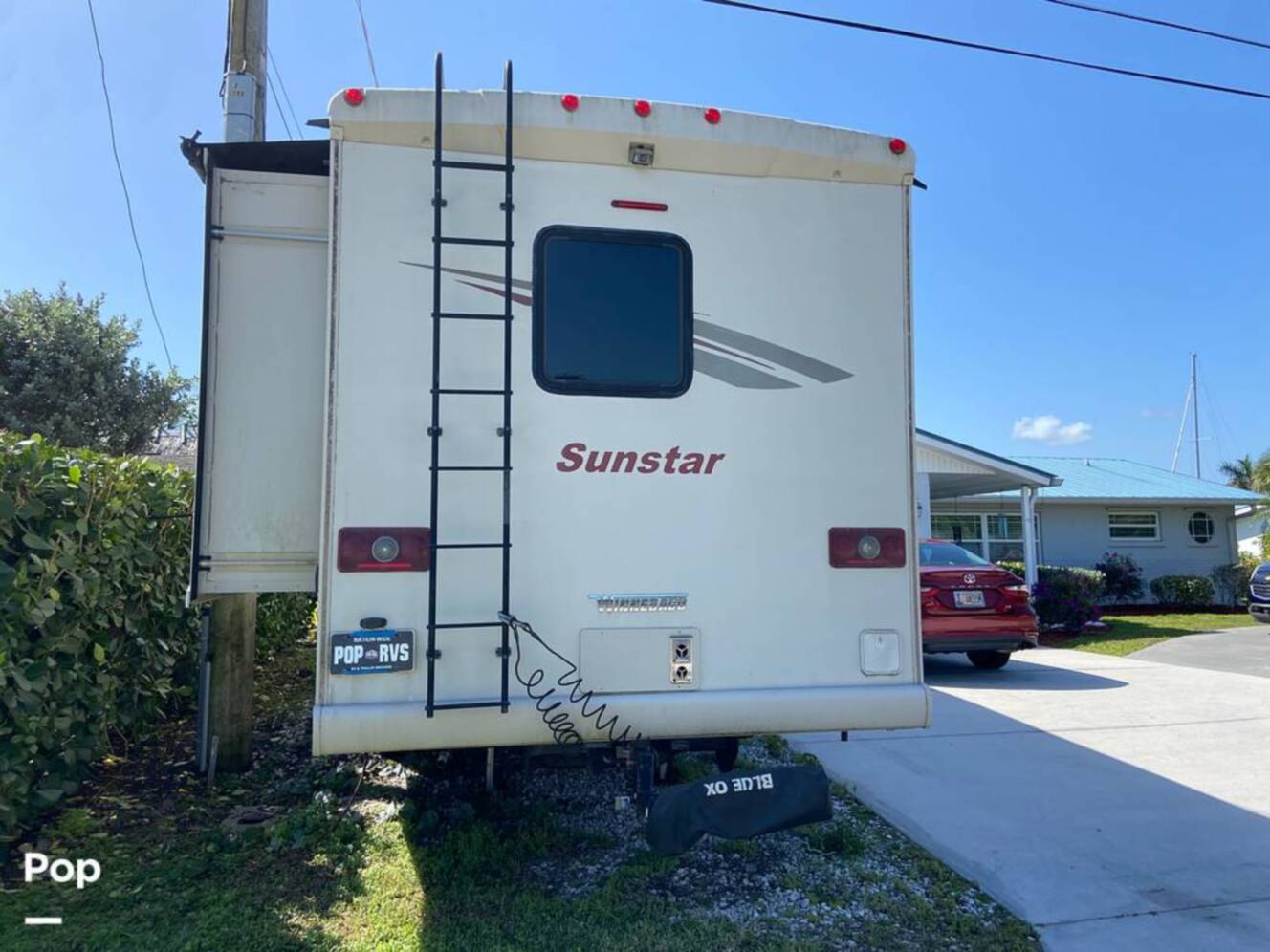 A photo of this 2017 Winnebago Sunstar 29VE