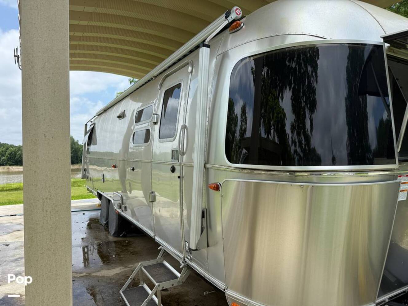 A photo of this 2024 Airstream International 30RB TWIN