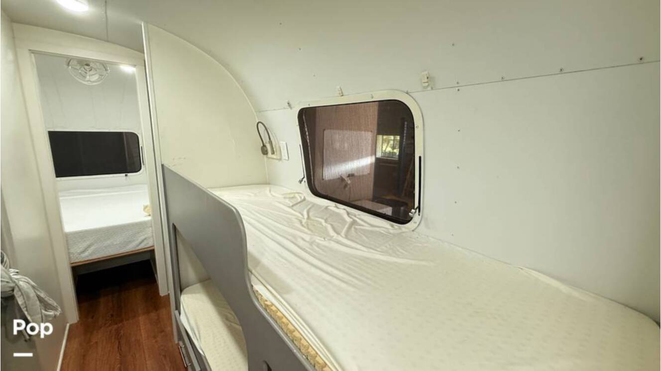 A photo of this 1973 Airstream Sovereign 31