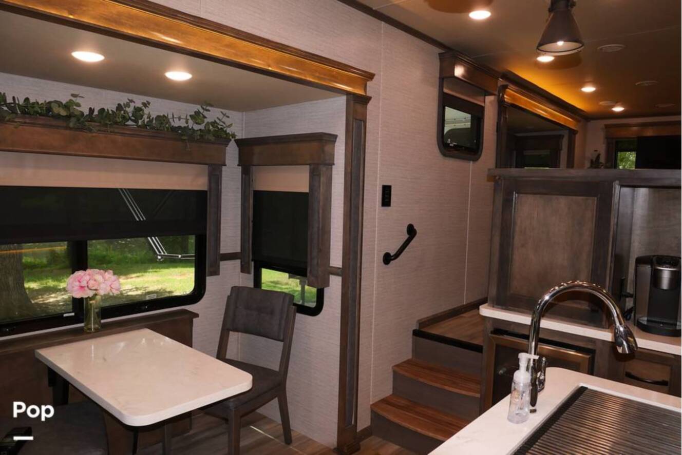 A photo of this 2022 Vanleigh Rv Beacon 42RDB