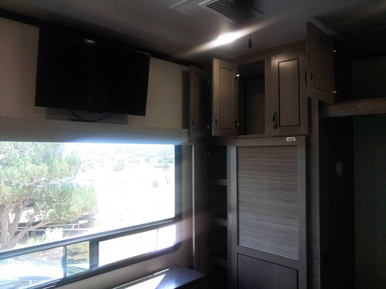 A photo of this 2022 Cedar Creek Cottage 40CCK