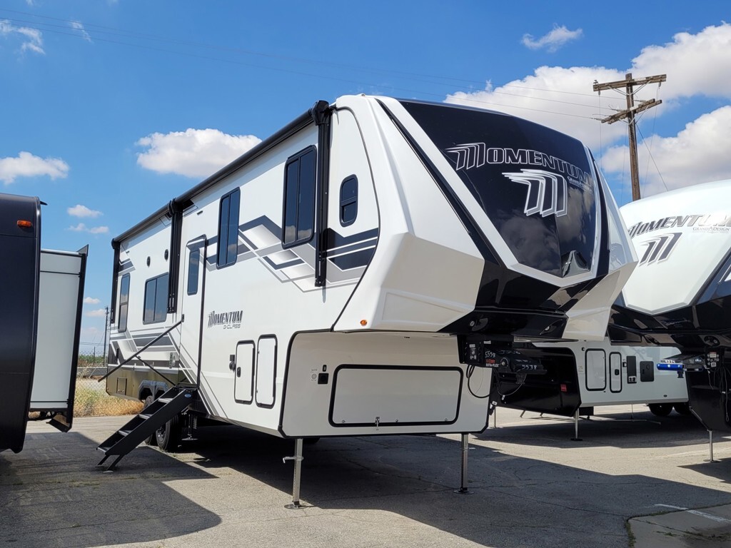 2026 Grand Design Momentum G-Class 325G in bakersfield CA