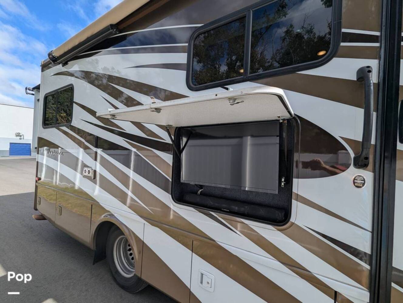A photo of this 2018 Tiffin Wayfarer 24BW
