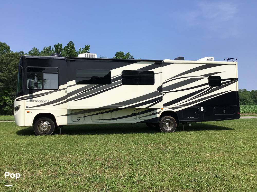 2014 Forest River Georgetown 328TS in bumpass VA