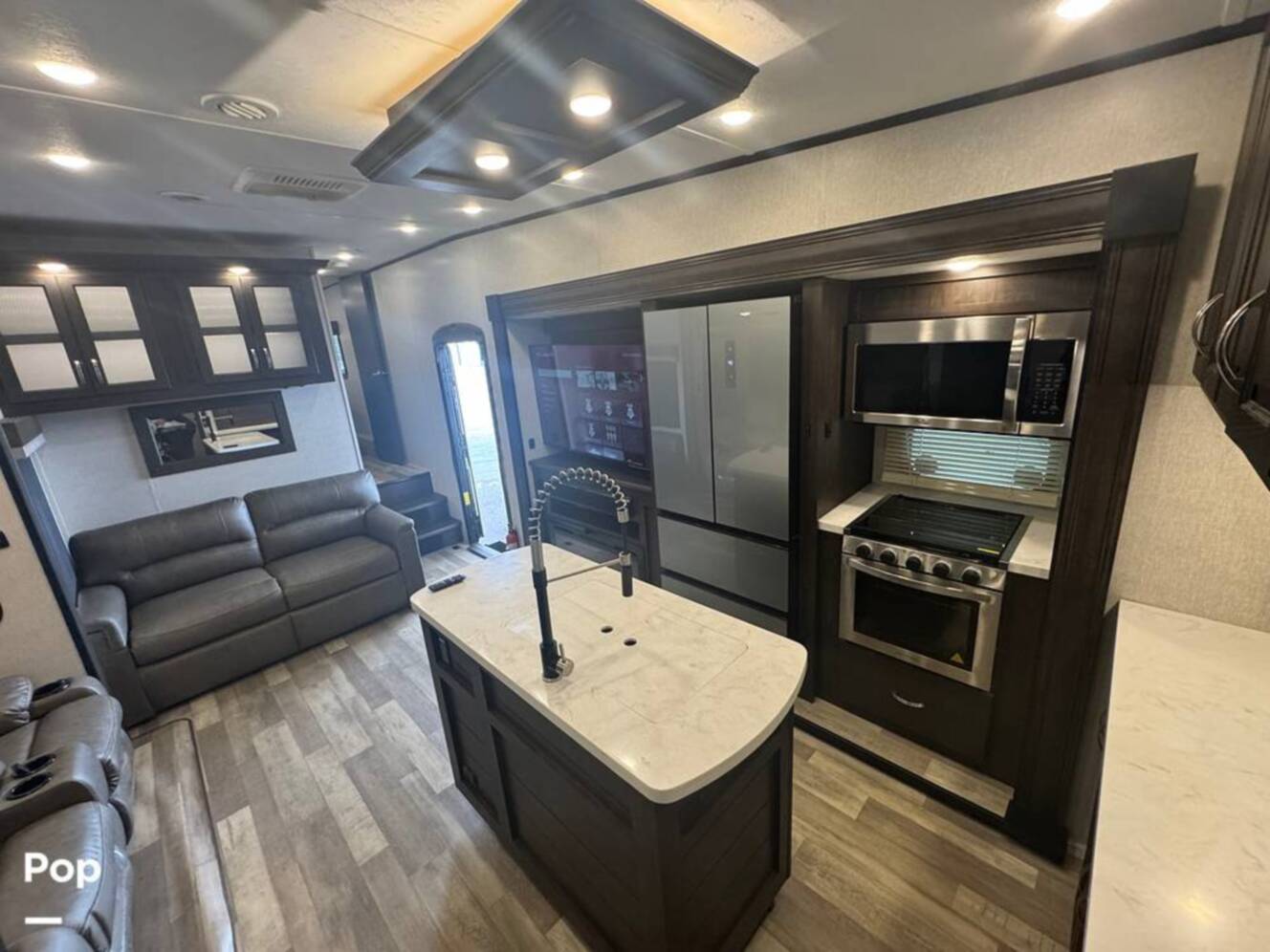 A photo of this 2023 Shasta Phoenix 367BH