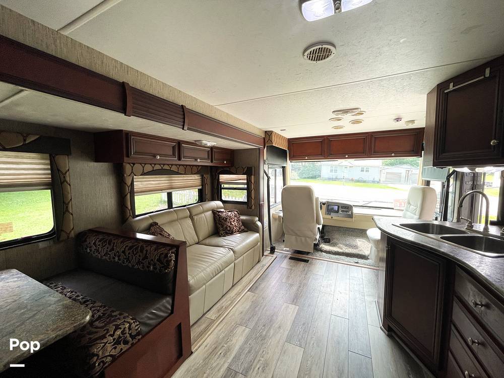 2015 Newmar Bay Star Sport 3306 in boonville IN