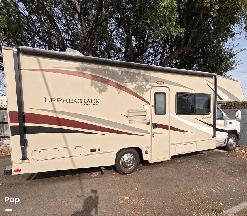 2017 Coachmen Leprechaun 260RS in chatsworth CA