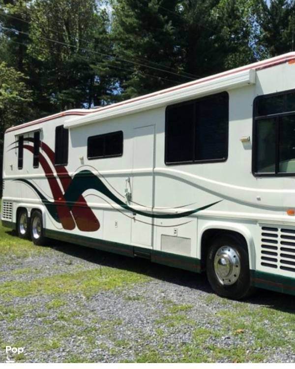 2000 Newell Coach 45 in erieville NY