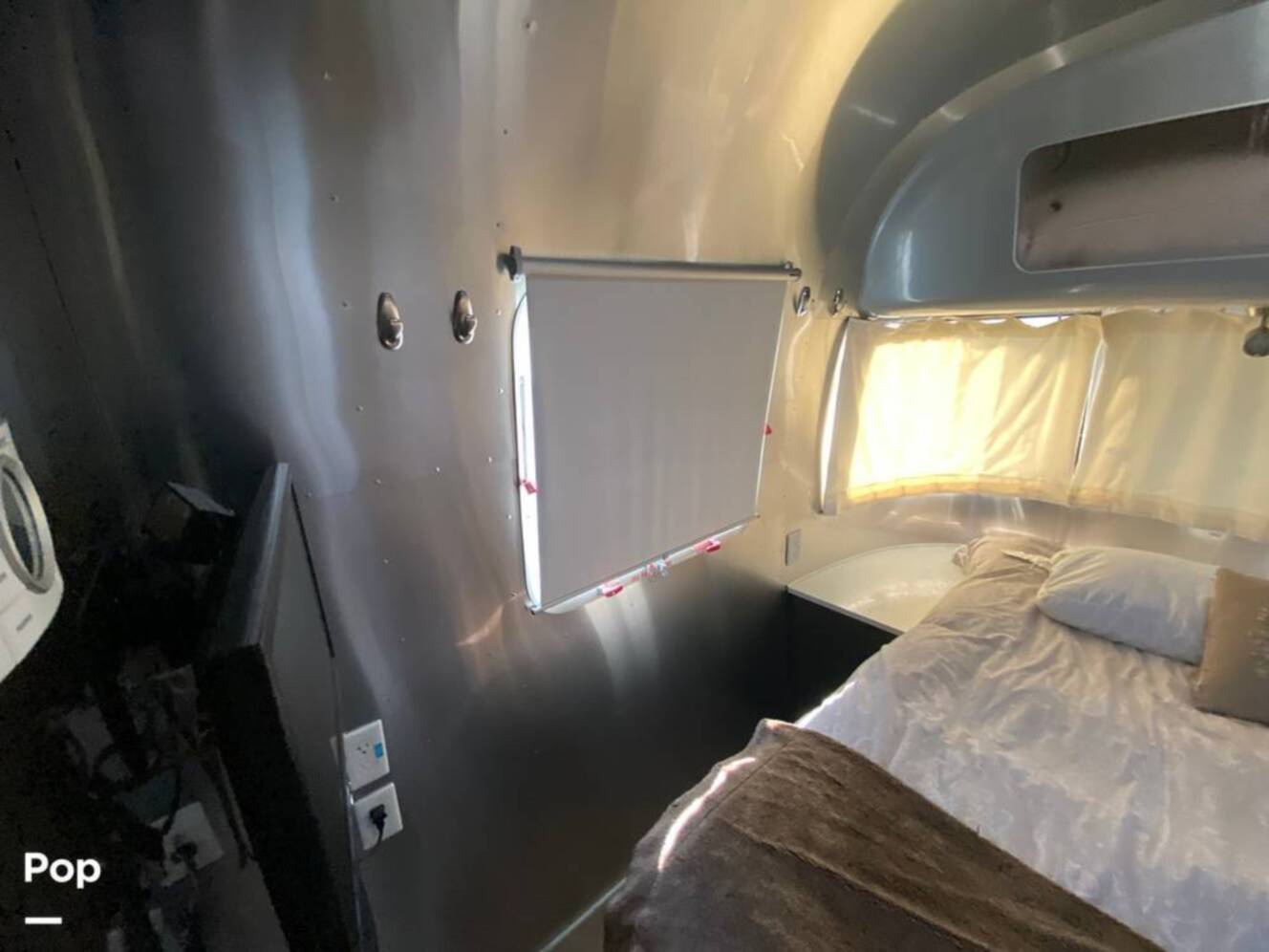 A photo of this 2014 Airstream International Serenity 27FB