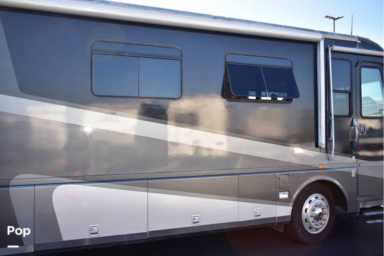 A photo of this 2006 Airstream Land Yacht A37