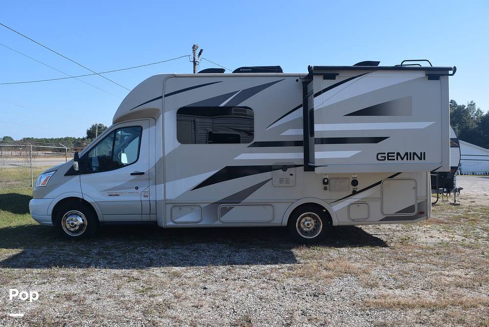 2017 Thor Motor Coach Gemini 23TB in milton FL