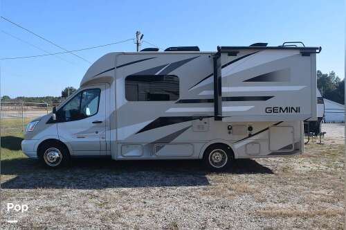 2017 Thor Motor Coach Gemini 23TB in milton FL