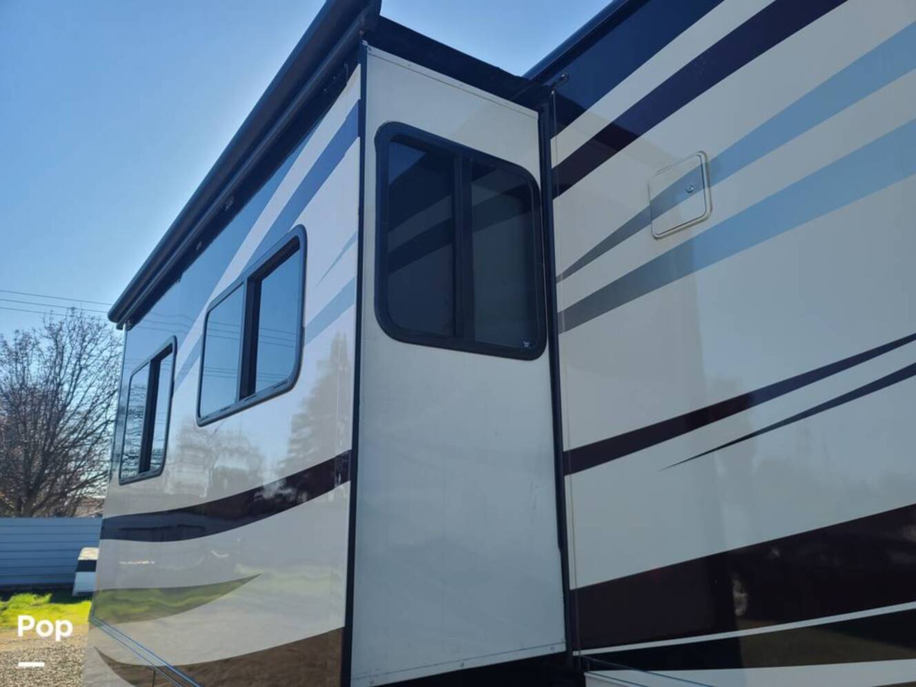 A photo of this 2009 Tiffin Allegro Bay 35TSB