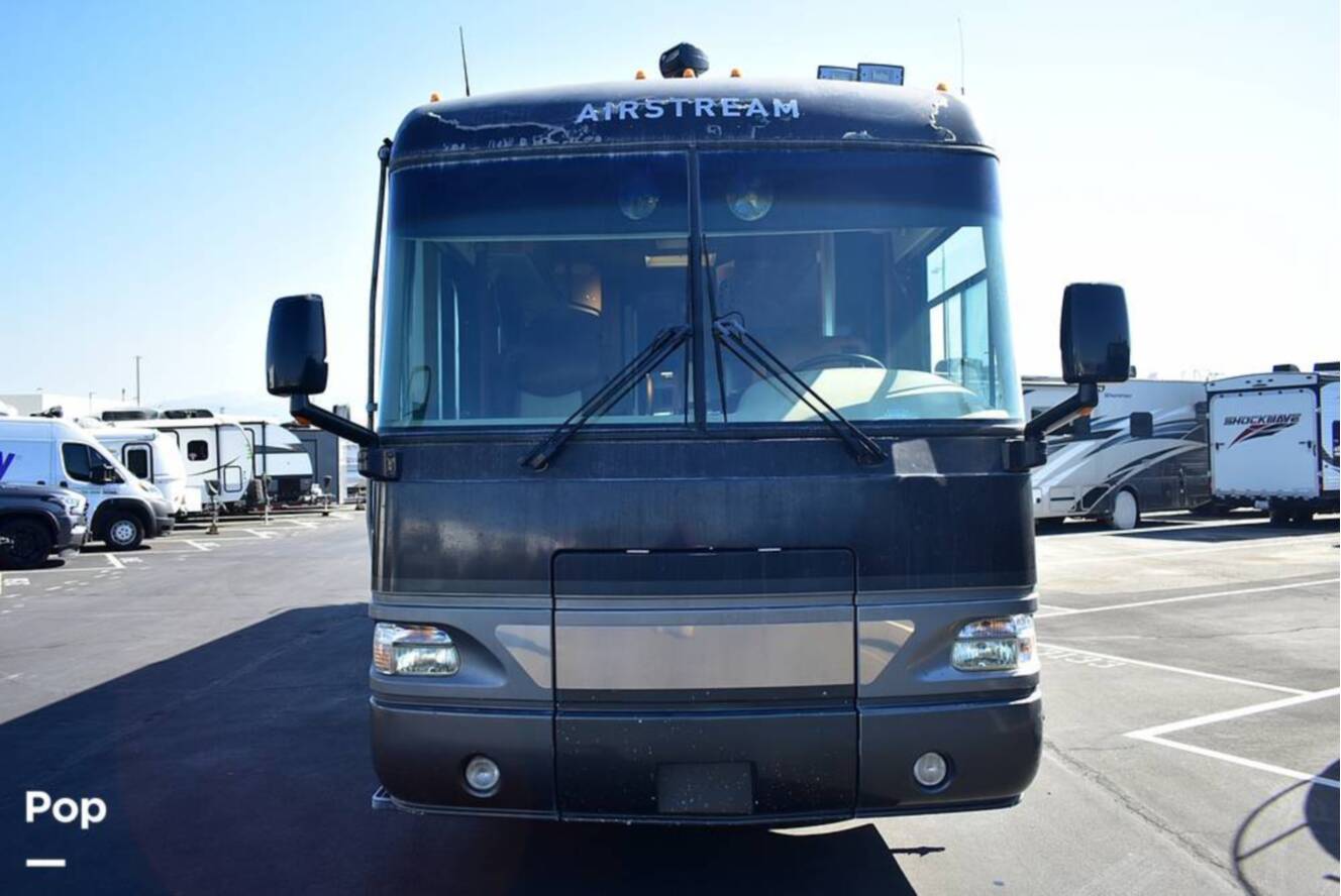 A photo of this 2006 Airstream Land Yacht A37