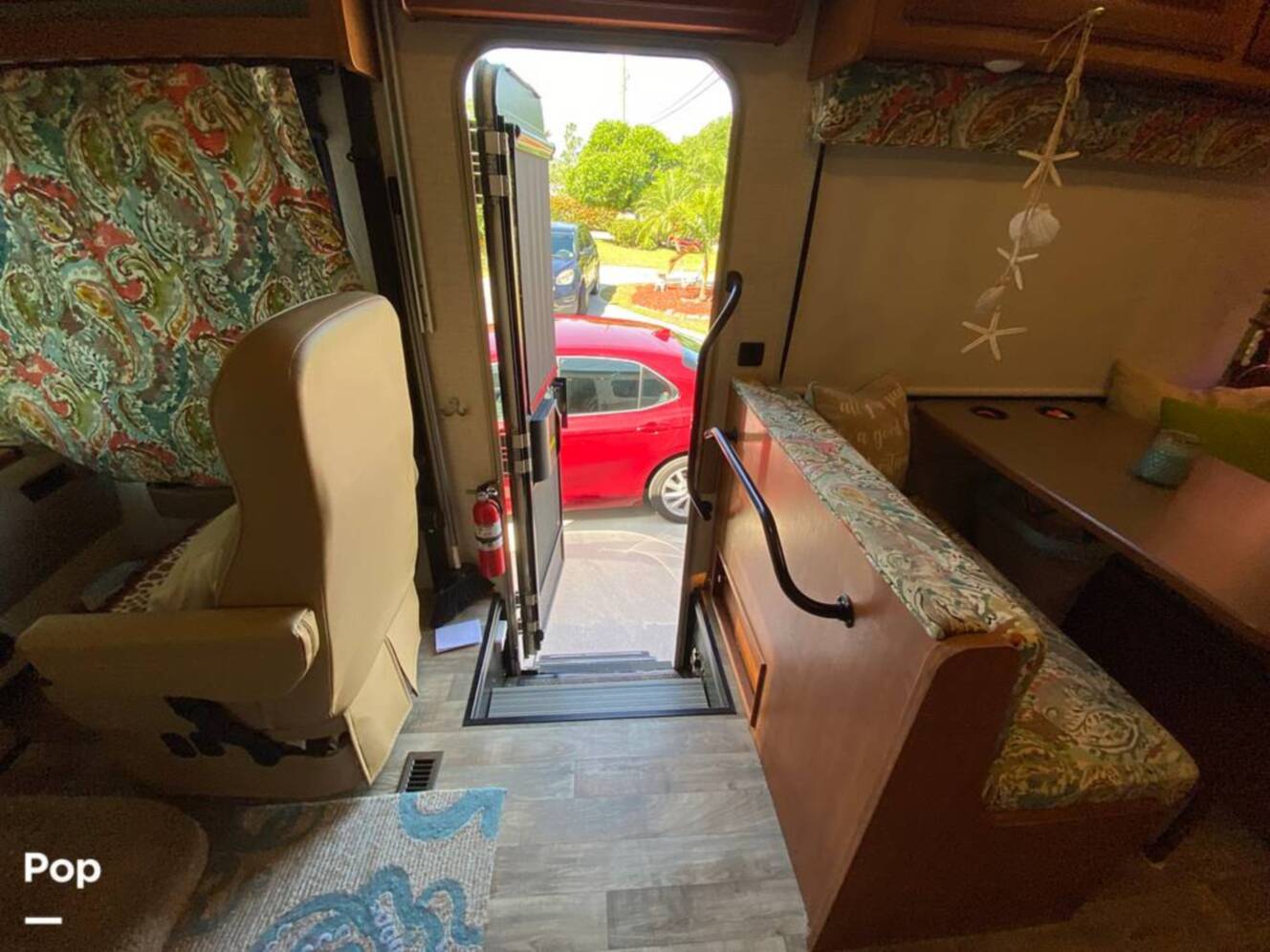 A photo of this 2017 Winnebago Sunstar 29VE