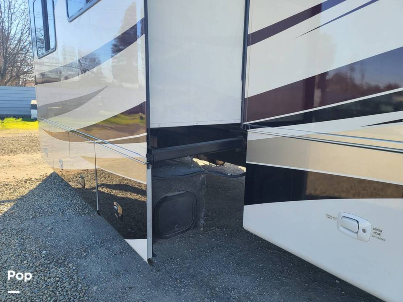 A photo of this 2009 Tiffin Allegro Bay 35TSB