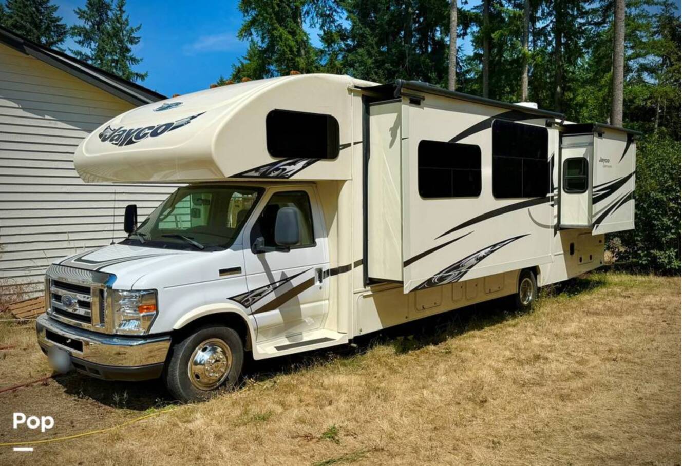 A photo of this 2017 Jayco Greyhawk 29MV