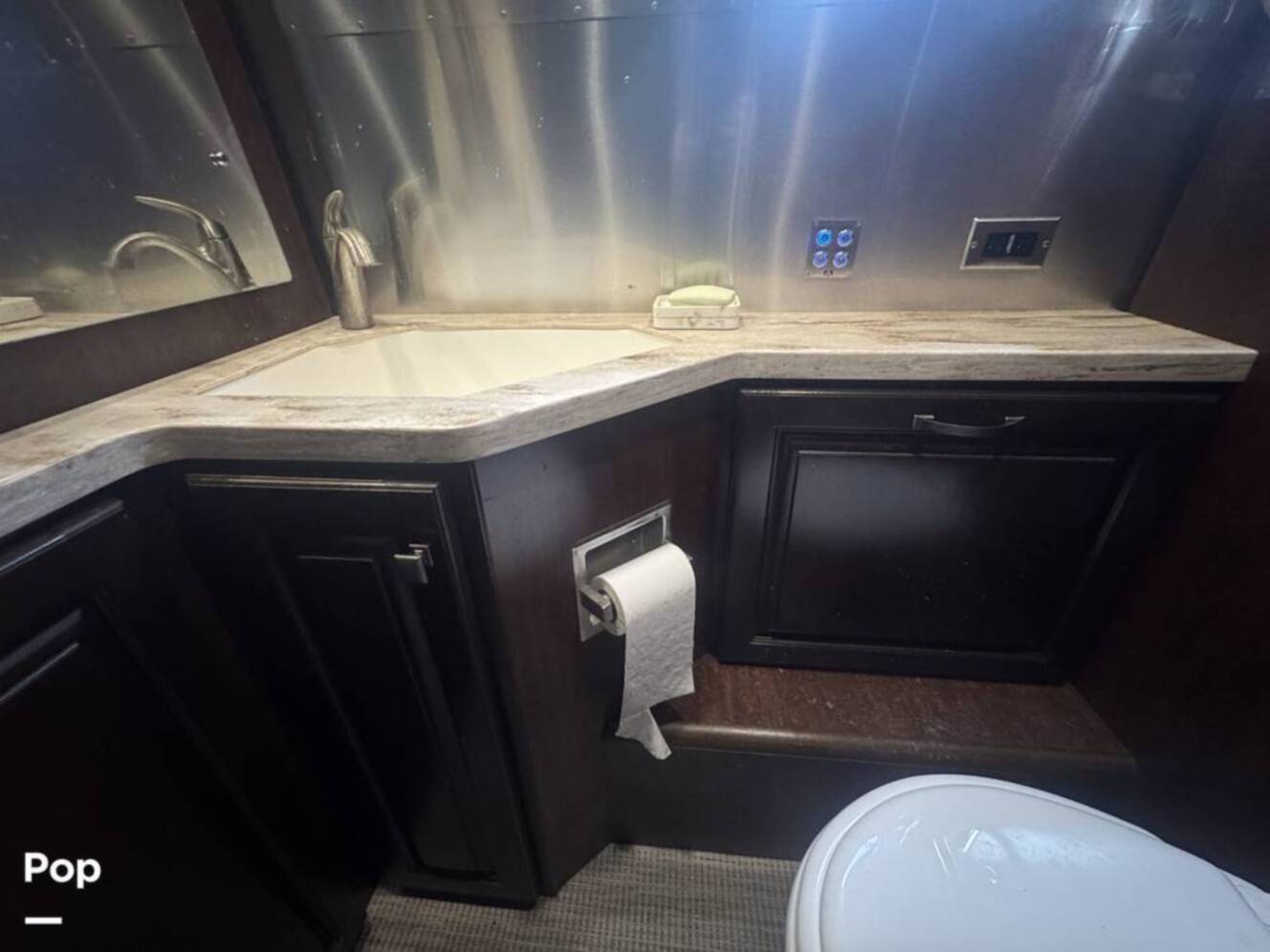 A photo of this 2020 Airstream Classic 30RB Twin
