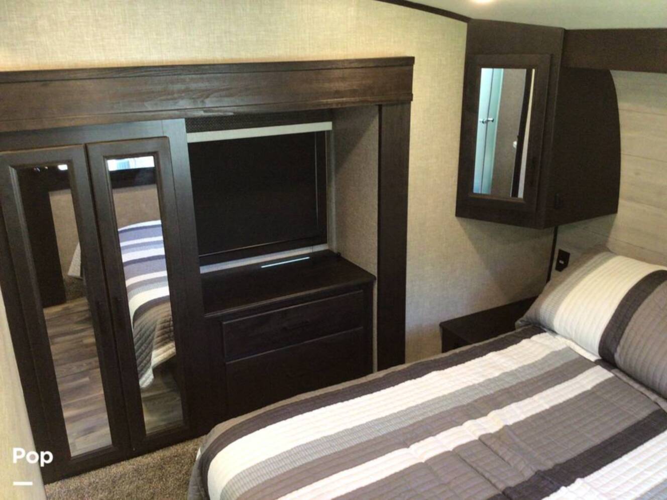 A photo of this 2022 Jayco Eagle HT 28.5RSTS