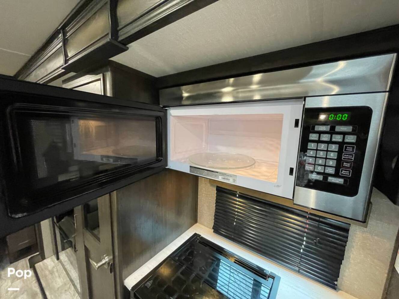 A photo of this 2022 Grand Design Reflection 315RLTS