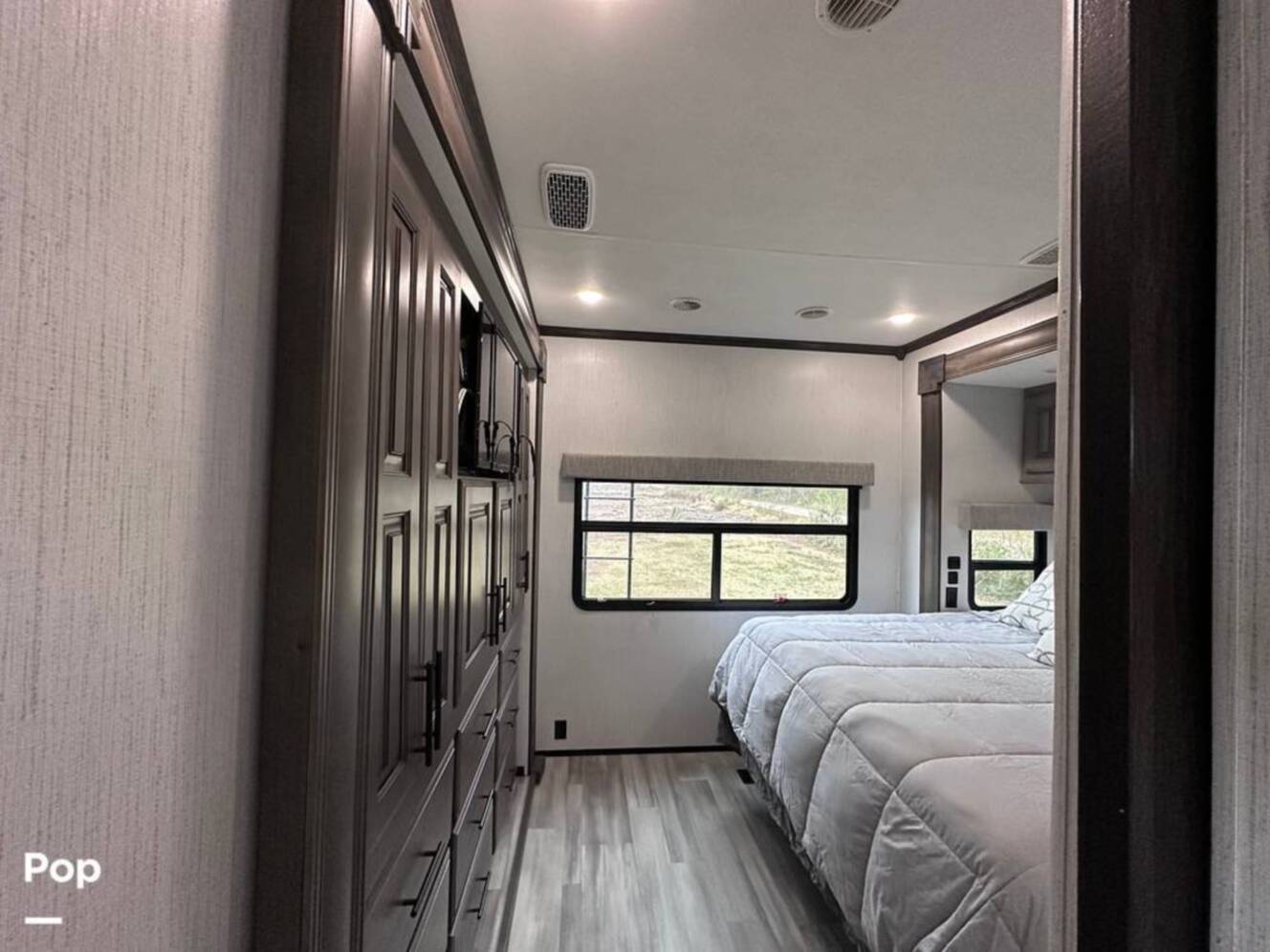 A photo of this 2021 Heartland Bighorn 3995FK