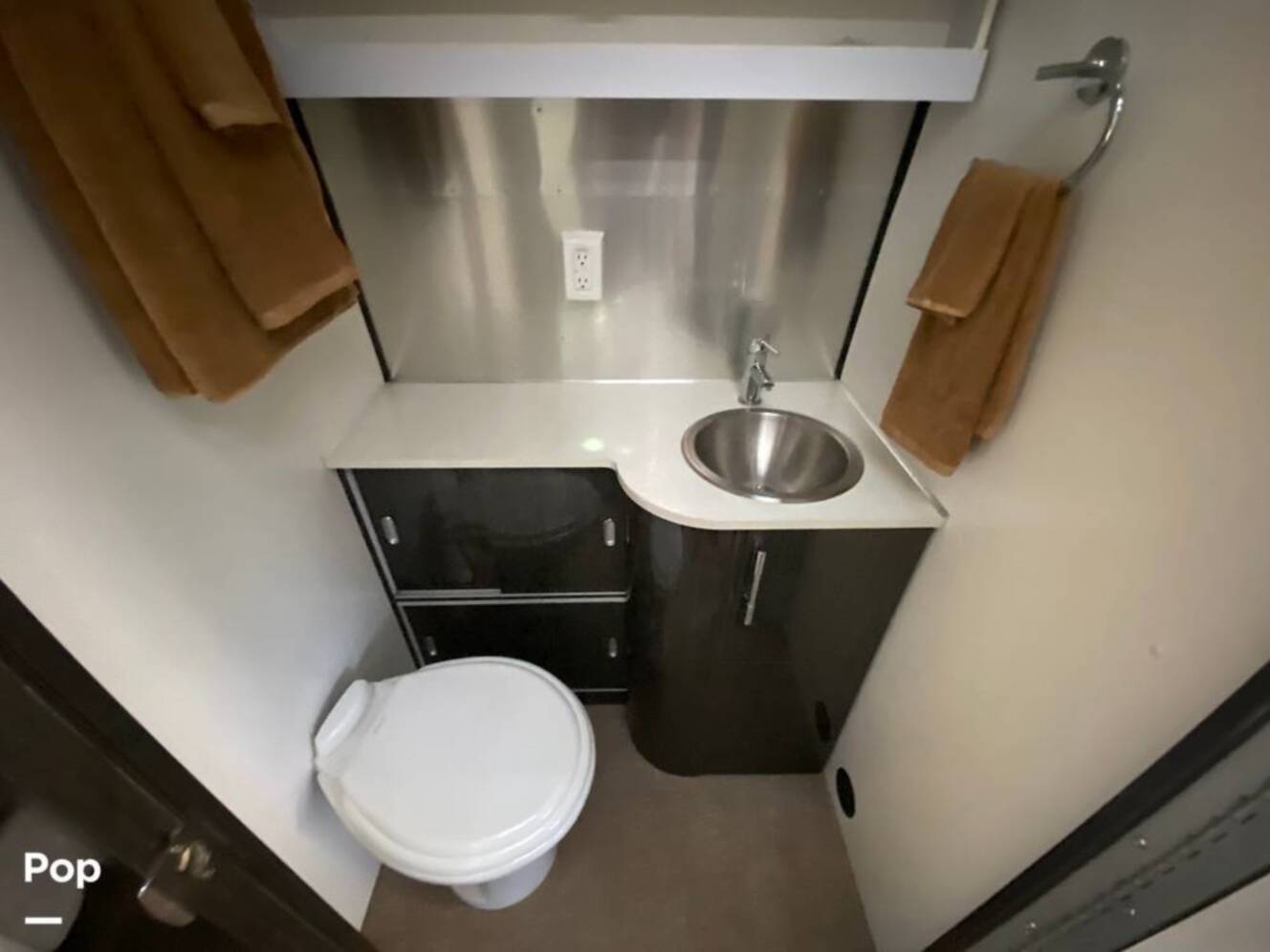 A photo of this 2014 Airstream International Serenity 27FB