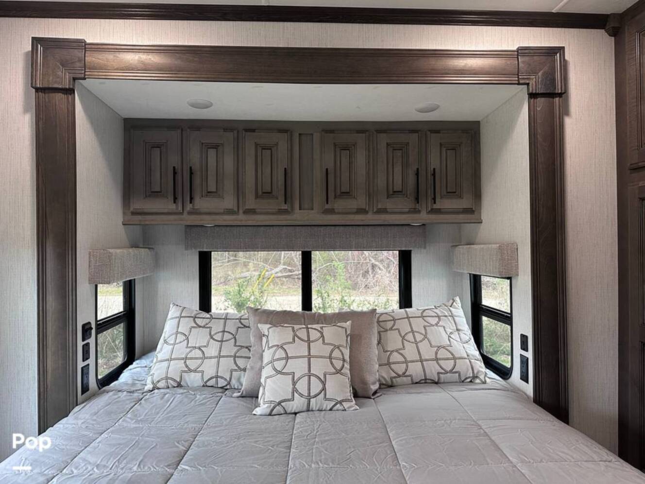 A photo of this 2021 Heartland Bighorn 3995FK