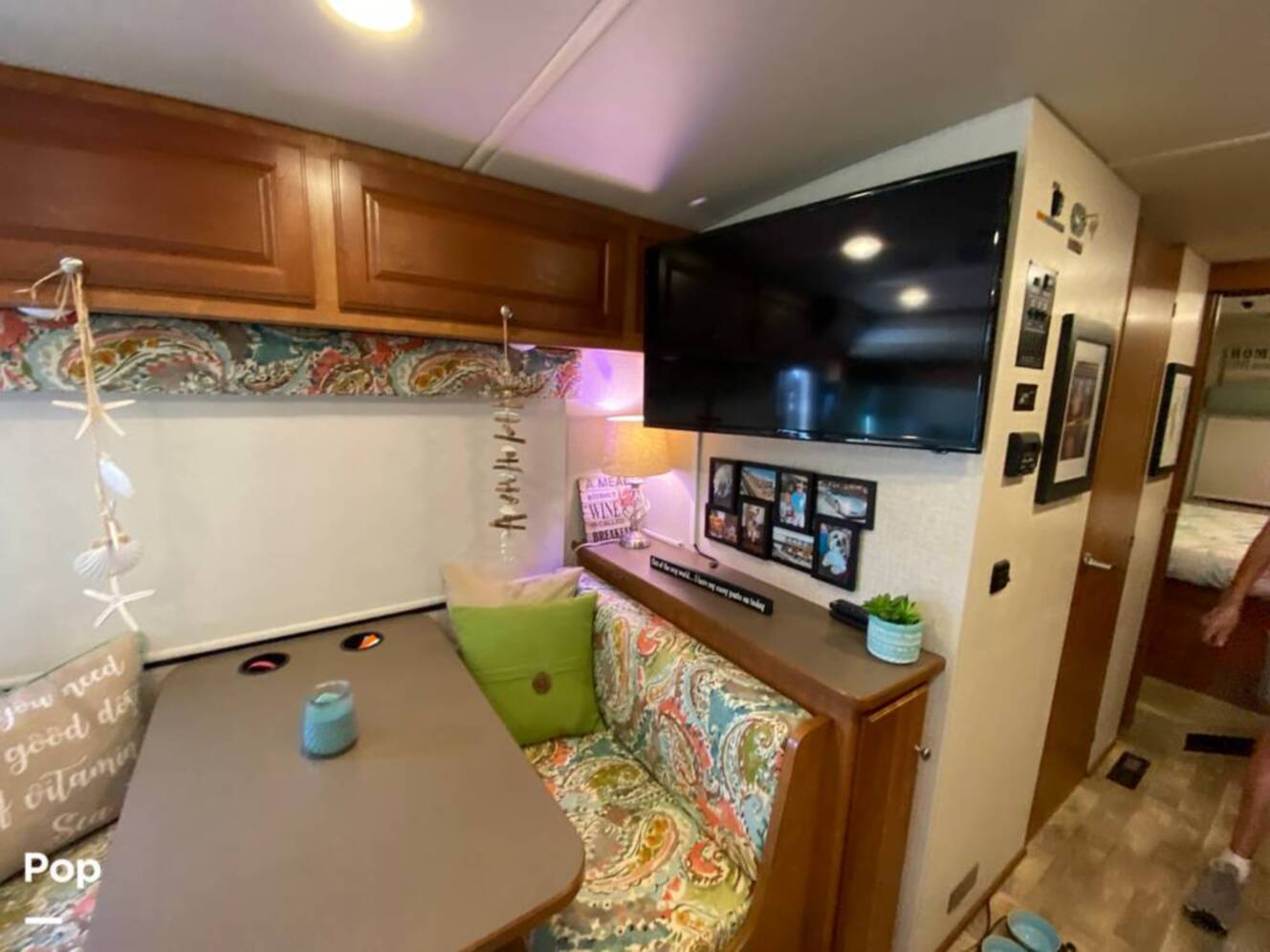 A photo of this 2017 Winnebago Sunstar 29VE