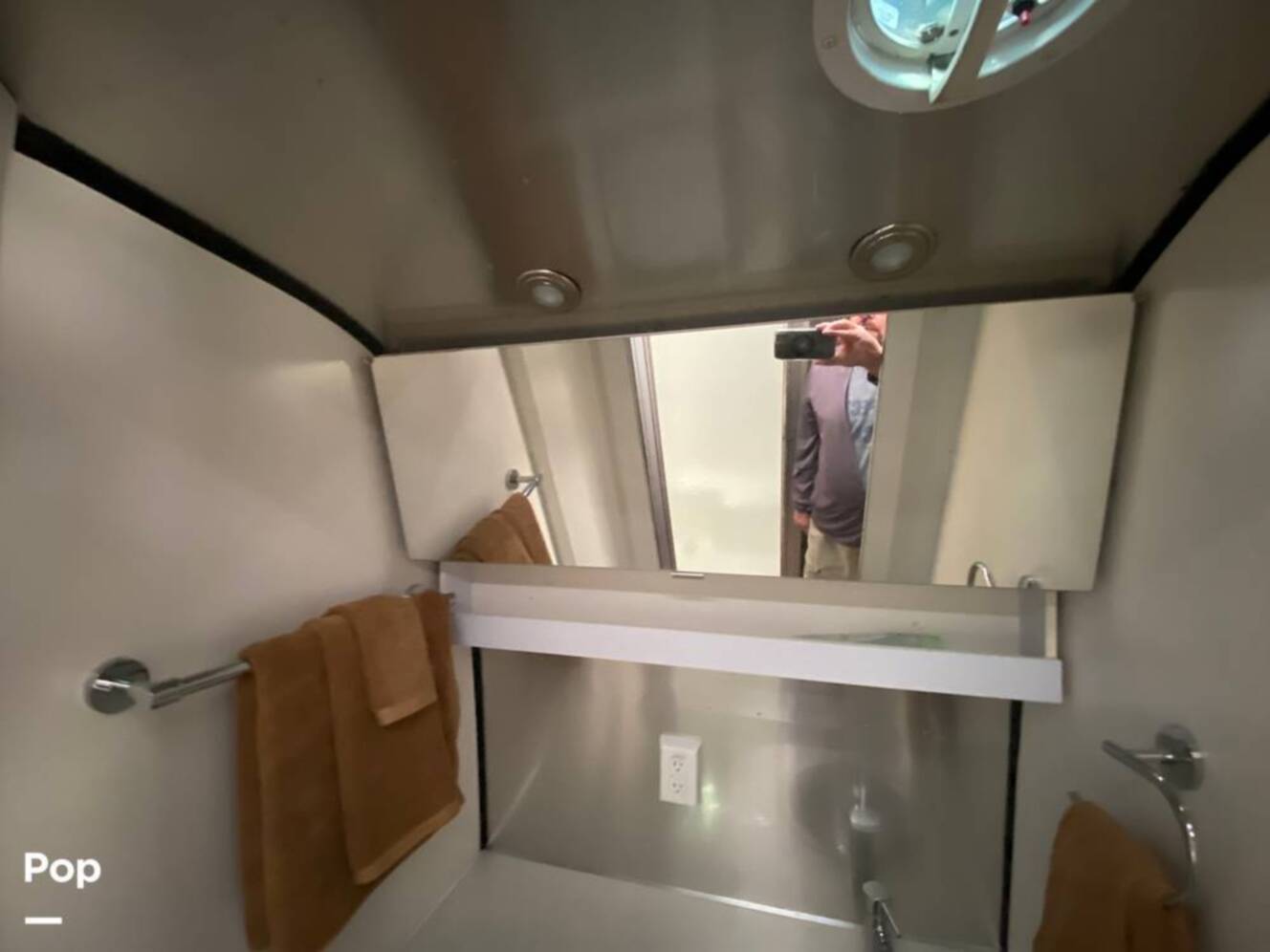 A photo of this 2014 Airstream International Serenity 27FB