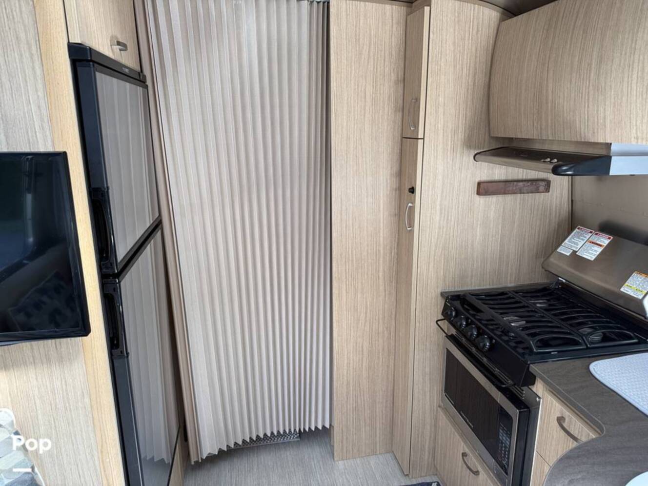 A photo of this 2019 Airstream Flying Cloud 25FB