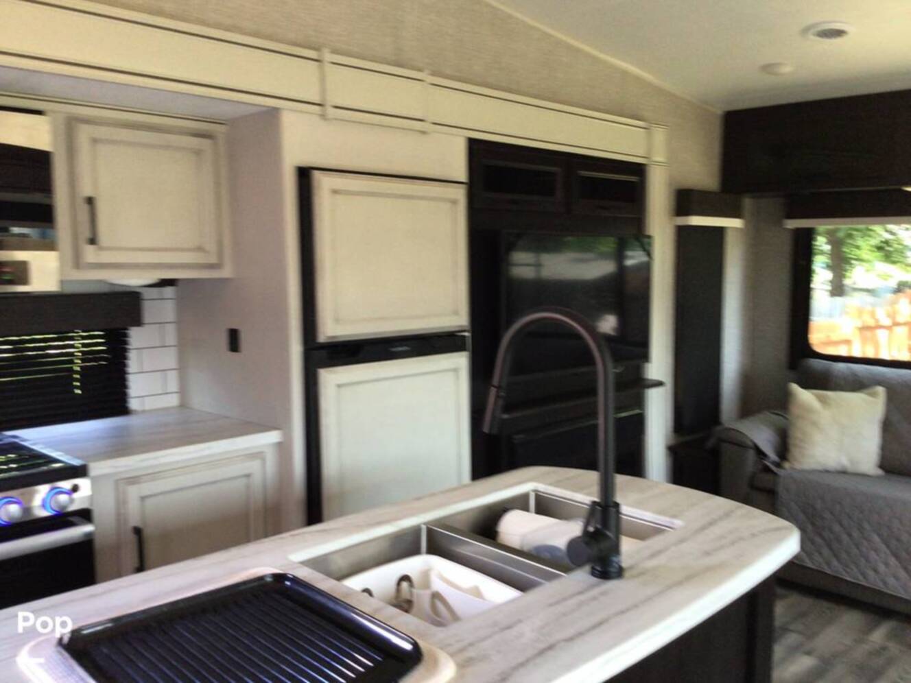 A photo of this 2022 Jayco Eagle HT 28.5RSTS